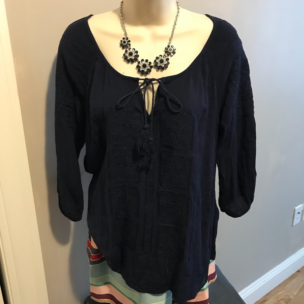 🆑 EUC - SOLITARE - large navy blue peasant top